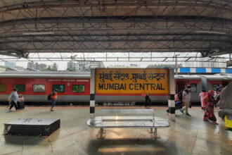 8 Mumbai Railway Station जिनके नाम बदले जाएंगे