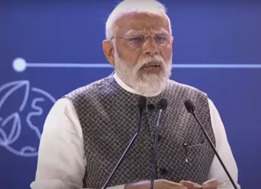 pm modi startup mahakumbh